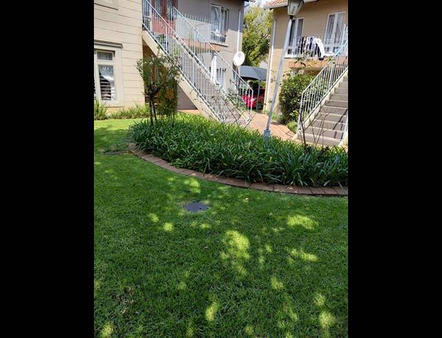 2 BEDROOM PROPERTY TO RENT IN MONTGOMERY PARK